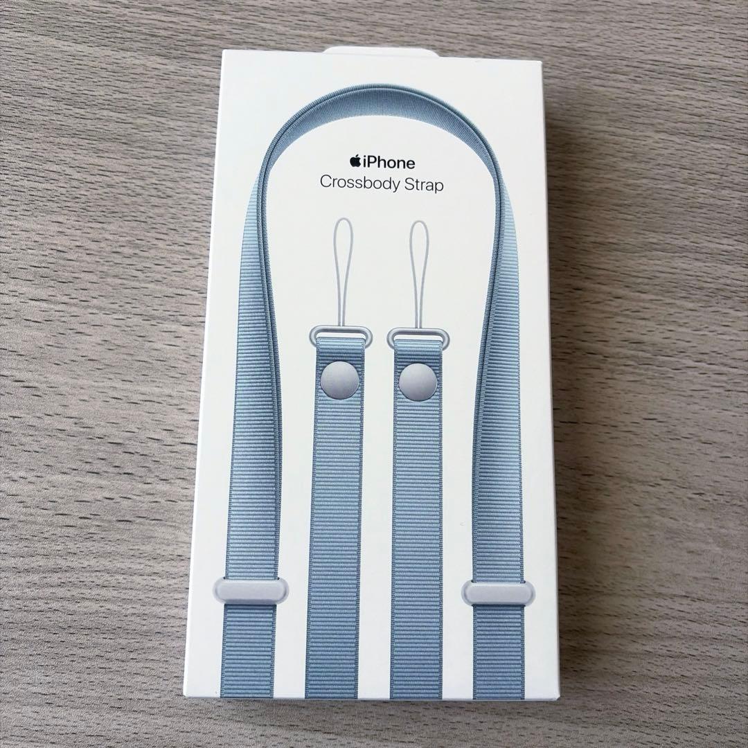 Apple純正 iPhone クロスボディストラップ ライトブルー - メルカリ