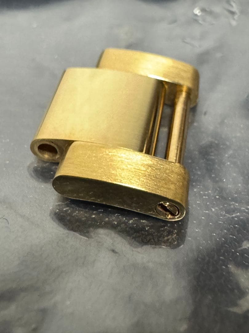 ロレックス 金無垢 イエローゴールド コマ デイトナ サブマリーナー 16528 レビュー】ロレックス デイトナ 16528 ホワイト K18イエローゴールド