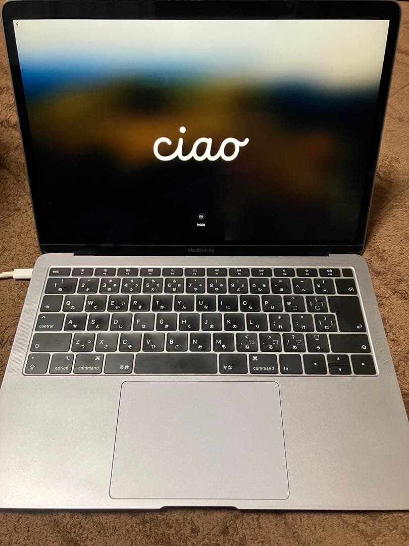 MacBook本体 MacBook Air 2018 16GB 256GB Amazon.com: Apple 2018 MacBook Air with 1.6GHz Intel Core i5 (13.3