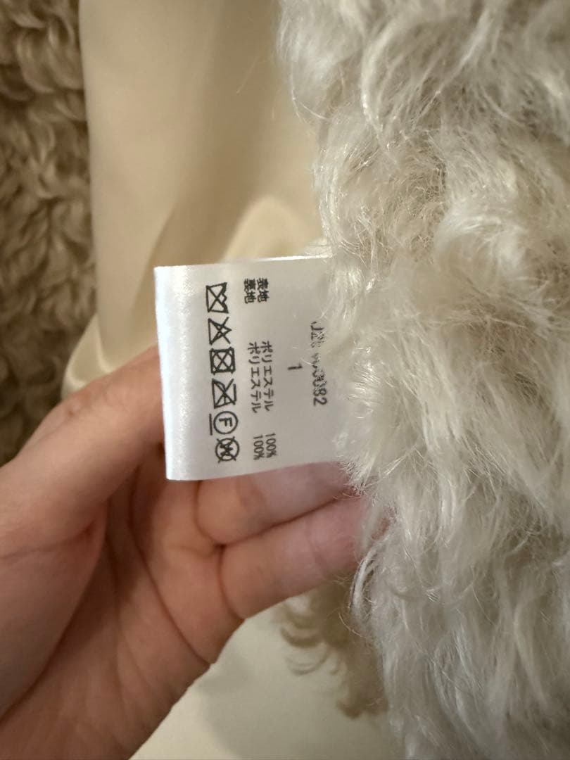 JSELF カーリーファーコート アイボリー - メルカリ