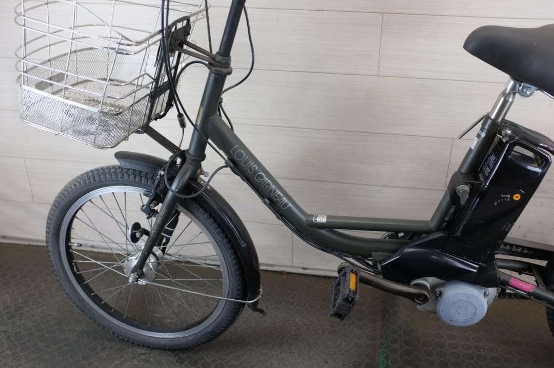 y*i様 LOUIS GARNEAU 　18インチ　3段　13.2Ah（3点灯）