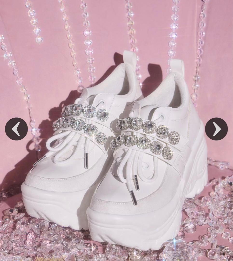 ミシェルマカロン ビジューベルトスニーカーLサイズ - メルカリ