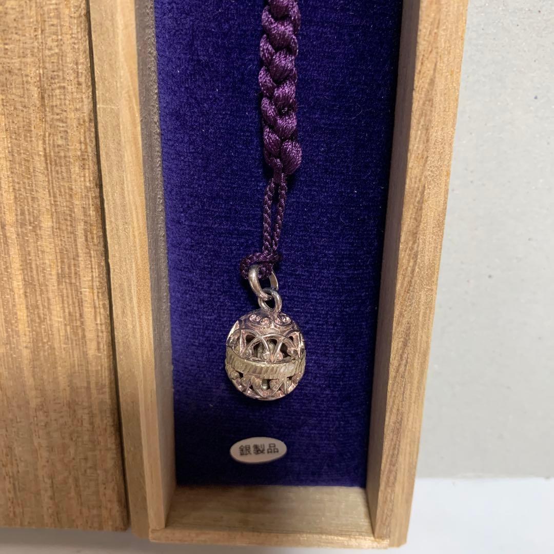 観音様　銀の観音根付　観音様　伽羅香木　廣瀬一雄　伝統工芸士