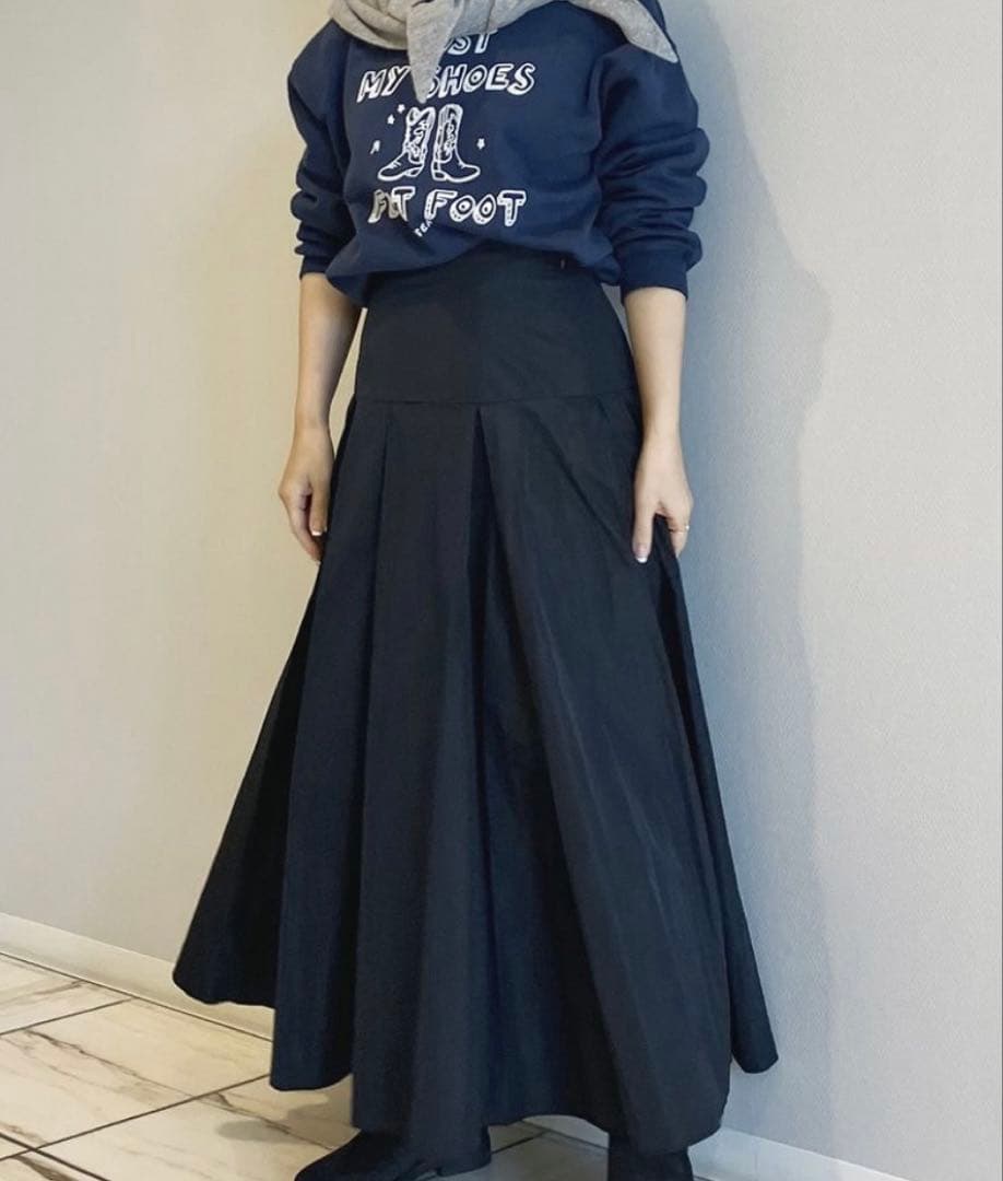 美品】IENA LA BOUCLE ポリエステルタフタボリュームスカート - メルカリ