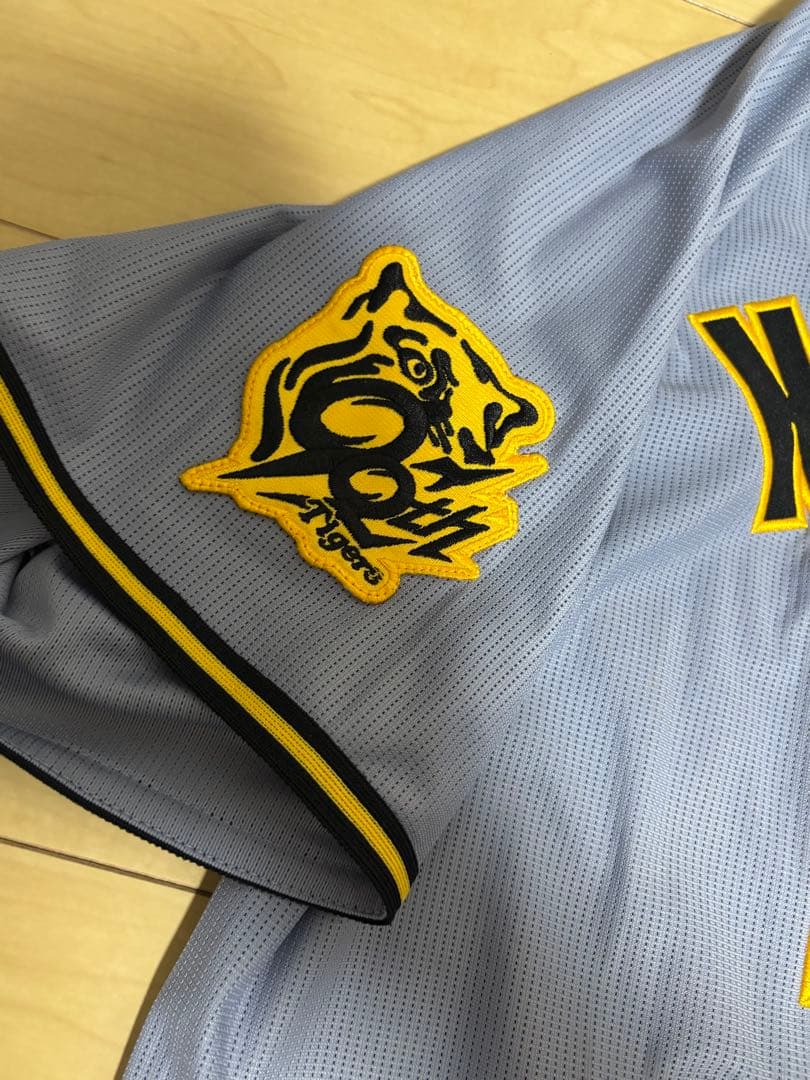 阪神タイガース 中野拓夢 ビジター ユニフォーム L - メルカリ