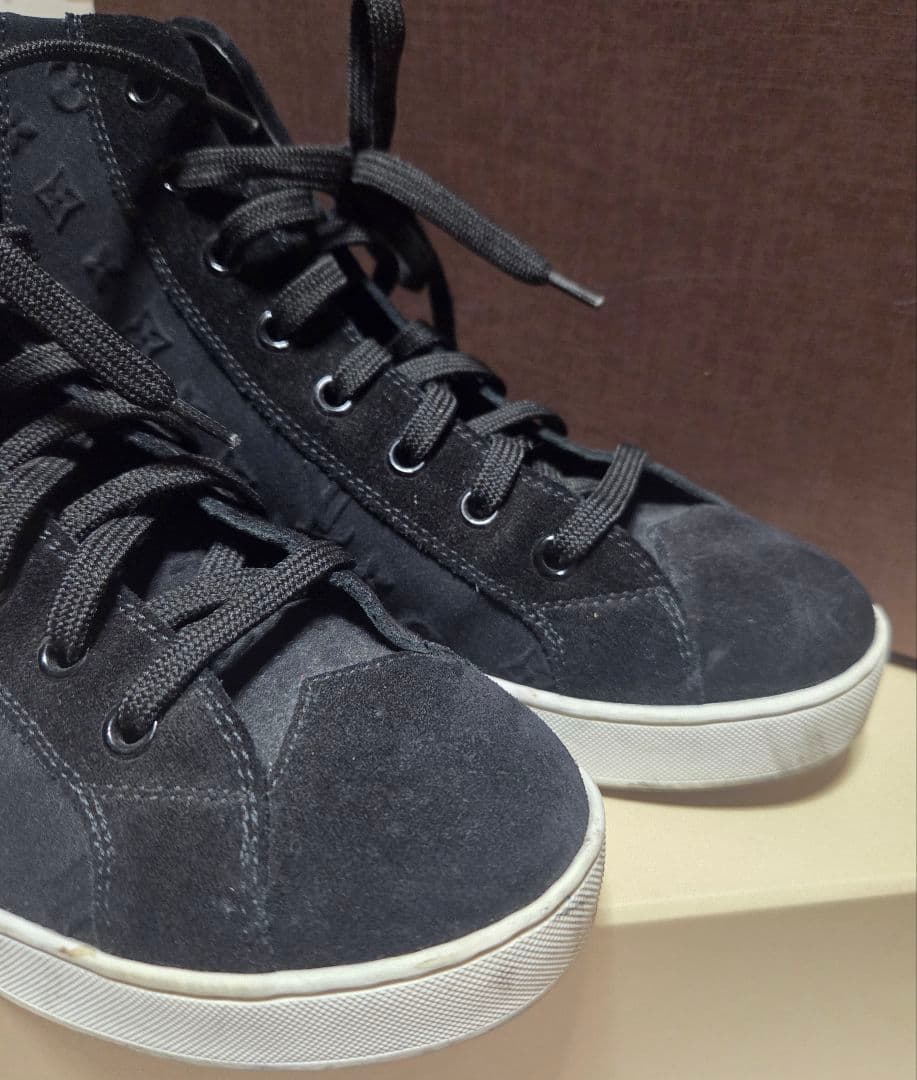 【新年値下げ】ルイヴィトン スニーカー STELLAR 23.5cm