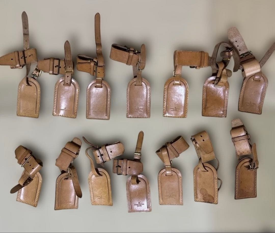 正規品LOUIS VUITTON ルイヴィトンヌメ革ネームタグ14セット LOUIS VUITTON ルイヴィトン ヌメ革タグ 2個セット ネームタグ レザー