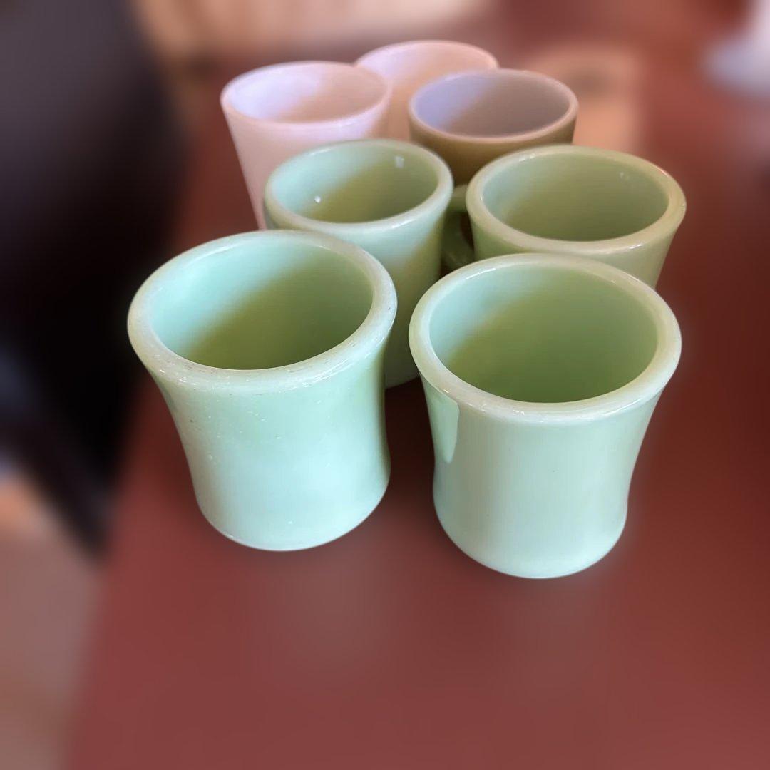 ファイヤーキングの代表的なカラー翡翠色（ジェダイ）ミルク￼ホワイト