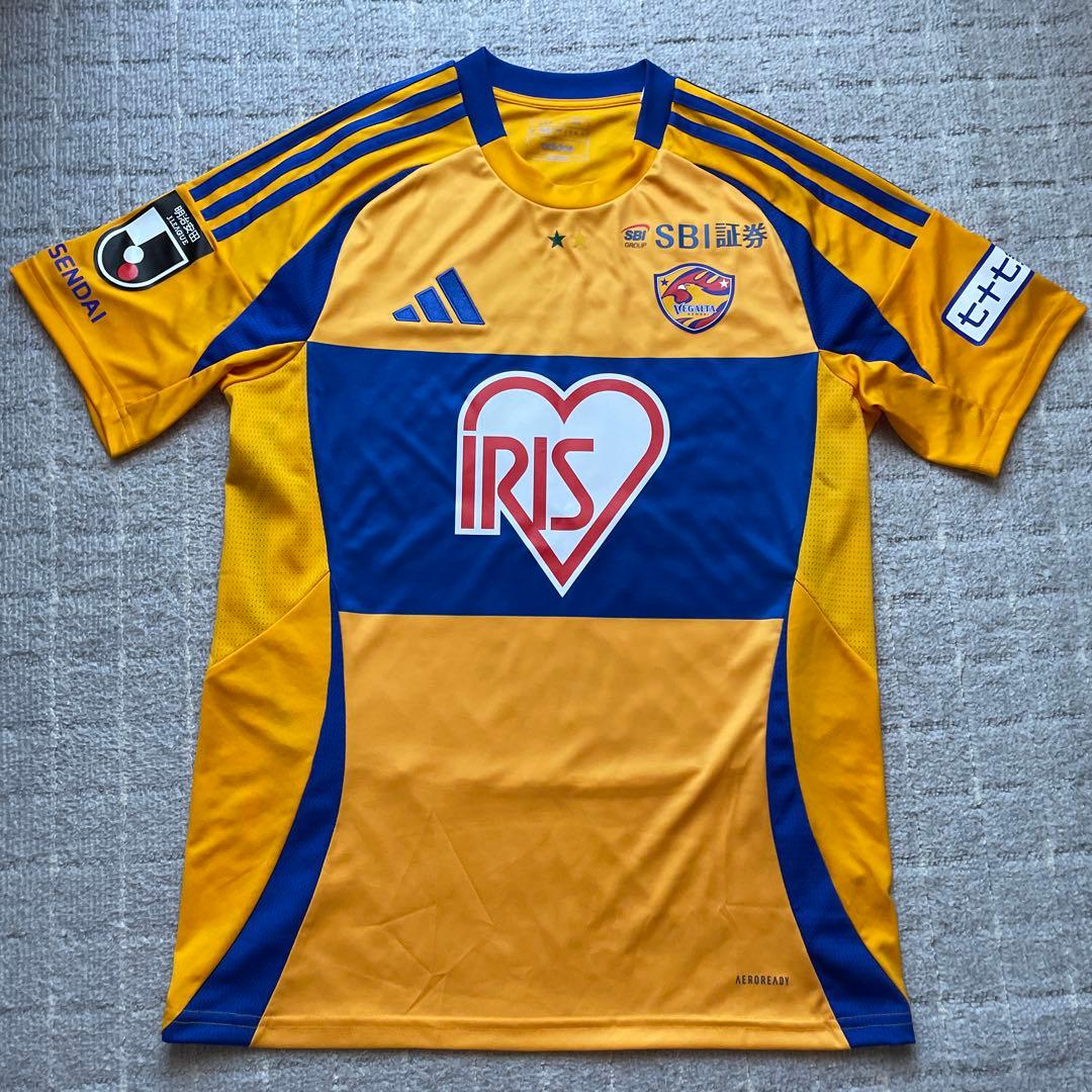 ベガルタ仙台2025年ユニフォーム　武田英寿選手 背番号8 サイズXL バックナンバー2025 | MF 8 武田 英寿 | ベガルタ仙台オフィシャルサイト