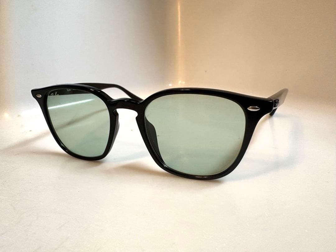 特別値下げ！23日まで！レイバンサングラス ライトカラー 新品未使用