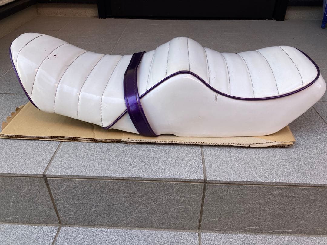 cbx400f エナメルタックロールシート 紫 白CBX400F タックロールシート