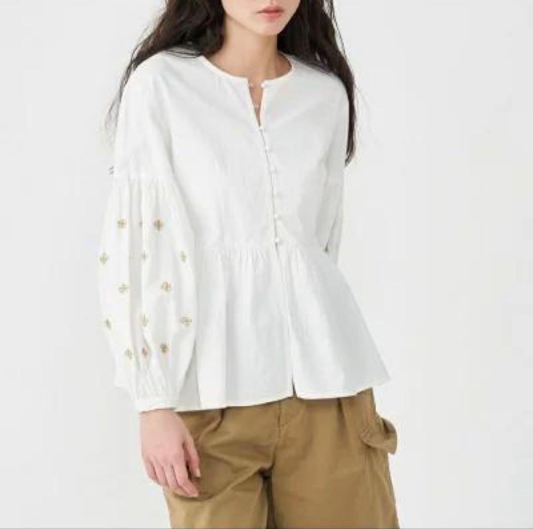 ヌキテパ TOMORROWLAND別注 スリーブビジューブラウス23SS 完売品