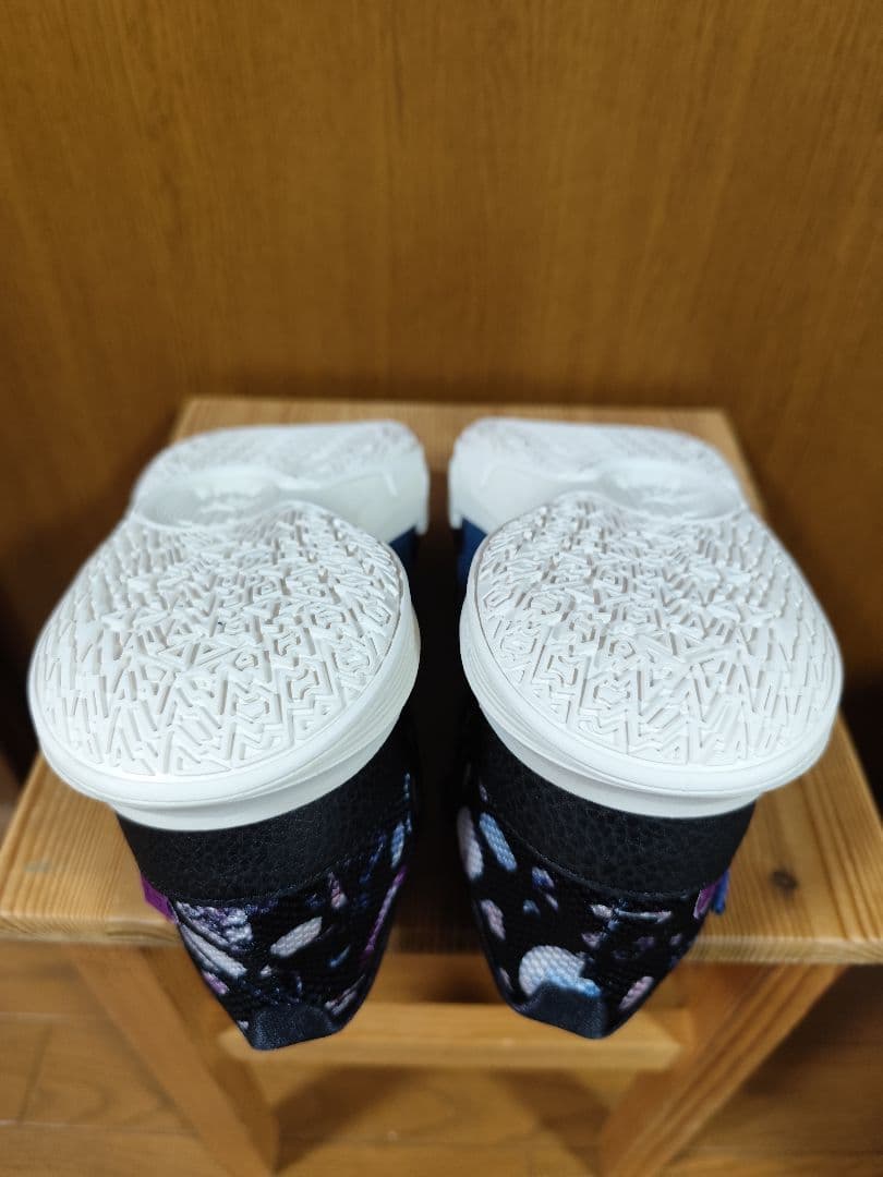 シ*ン様 Nike Kyrie Low5　ナイキ　カイリーロー5　27.0cm