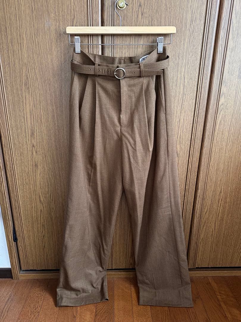 EMOELLE】ベルテッドジャケットとスラックスパンツセットアップ - メルカリ