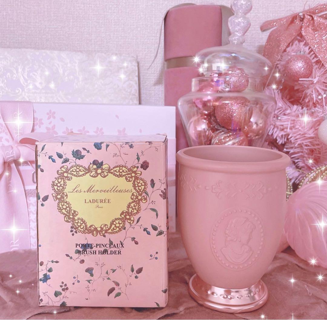 レア♡最安値♡レ・メルヴェイユーズラデュレ ブラッシュホルダー