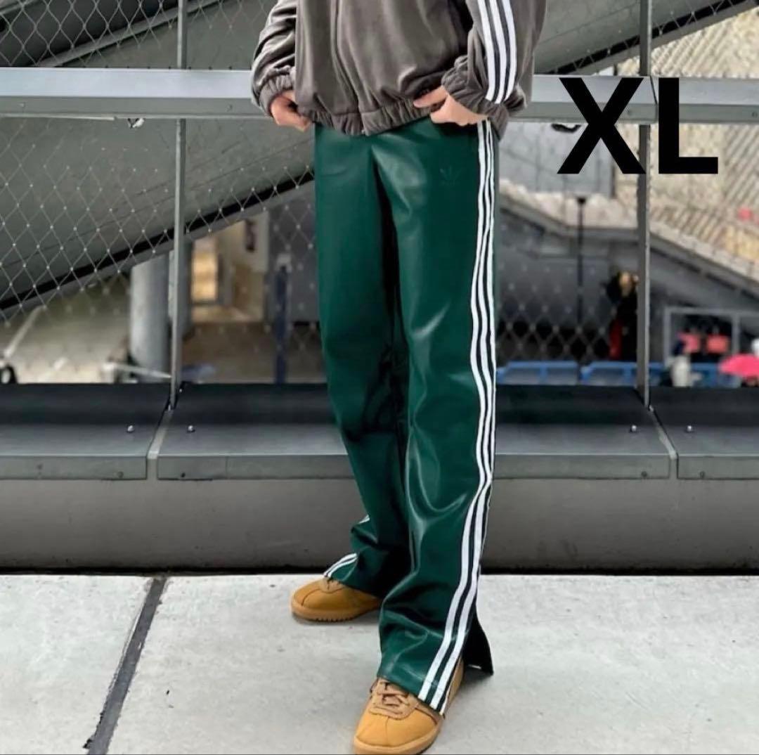 新品 adidas フェイクレザー ファイヤーバード トラックスーツパンツ緑