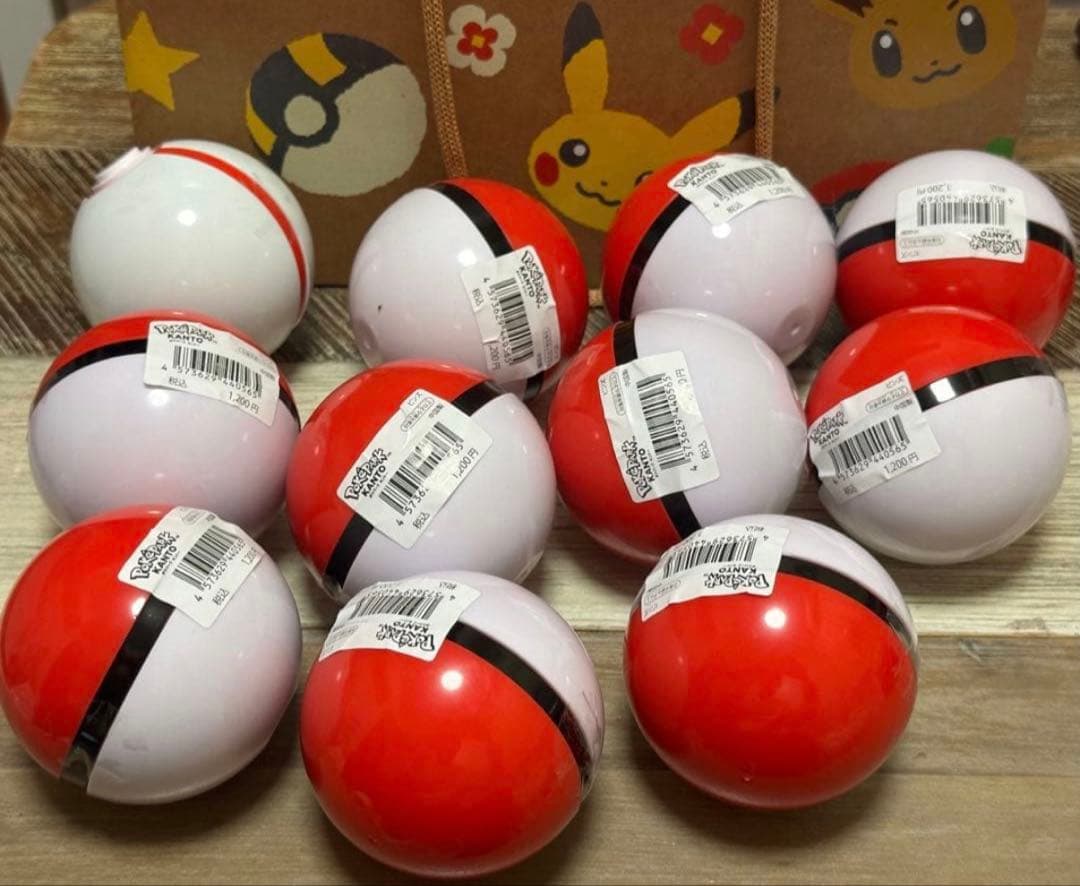 ポケパークカントー ピンバッジ 未開封10個 プレミアボール付き 紙袋