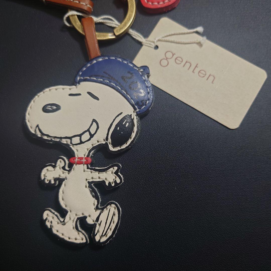 新品 genten ゲンテン レザーチャーム Snoopy スヌーピー ハート