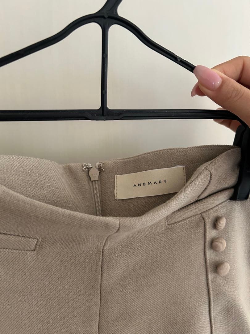 ♡ANDMARY doll mini pants beige♡サイズM - メルカリ