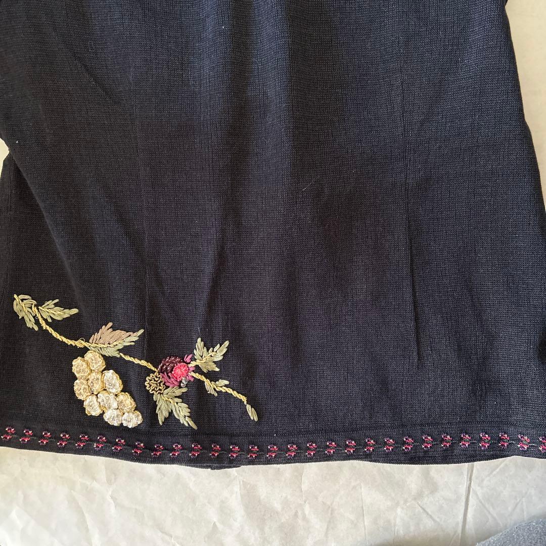 ATELIER SAGAN刺繍入りカーディガン 黒 アトリエサガンL 麻100 - メルカリ