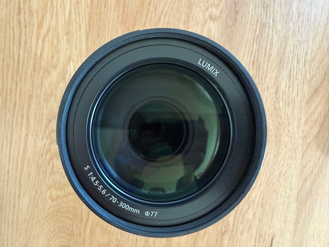 LUMIX S 70-300mm f4.5-5.6 Lマウントズームレンズ