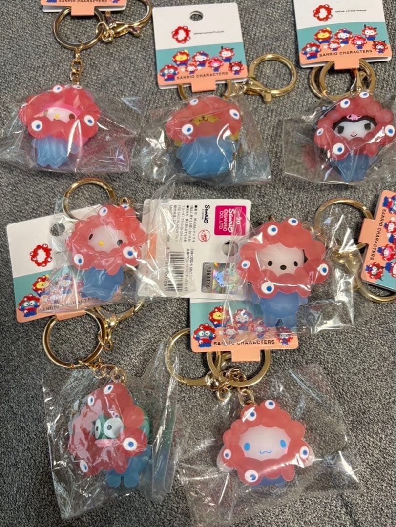 全7種セット サンリオ×ミャクミャク なりきりマスコット クリアカラー