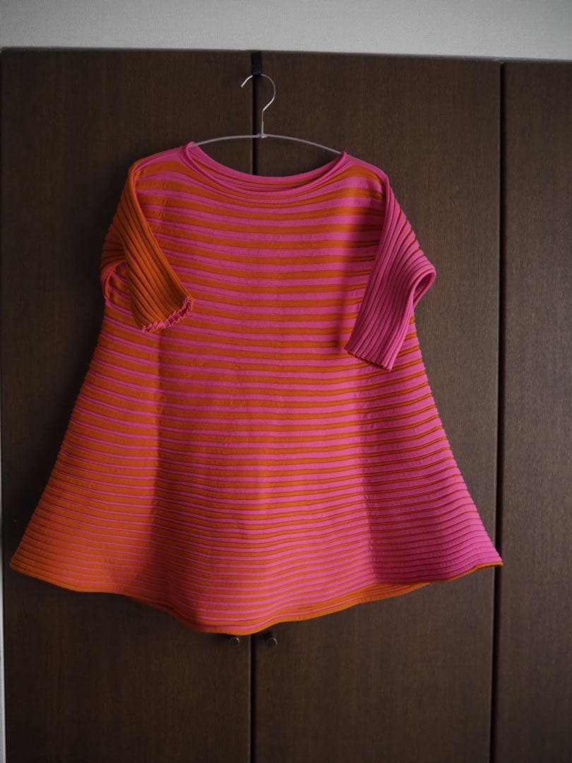 プリーツプリーズ　オレンジとピンクのストライプ 半袖チュニック PLEATS PLEASE ISSEY MIYAKE（チュニック）のフリマアイテム一覧