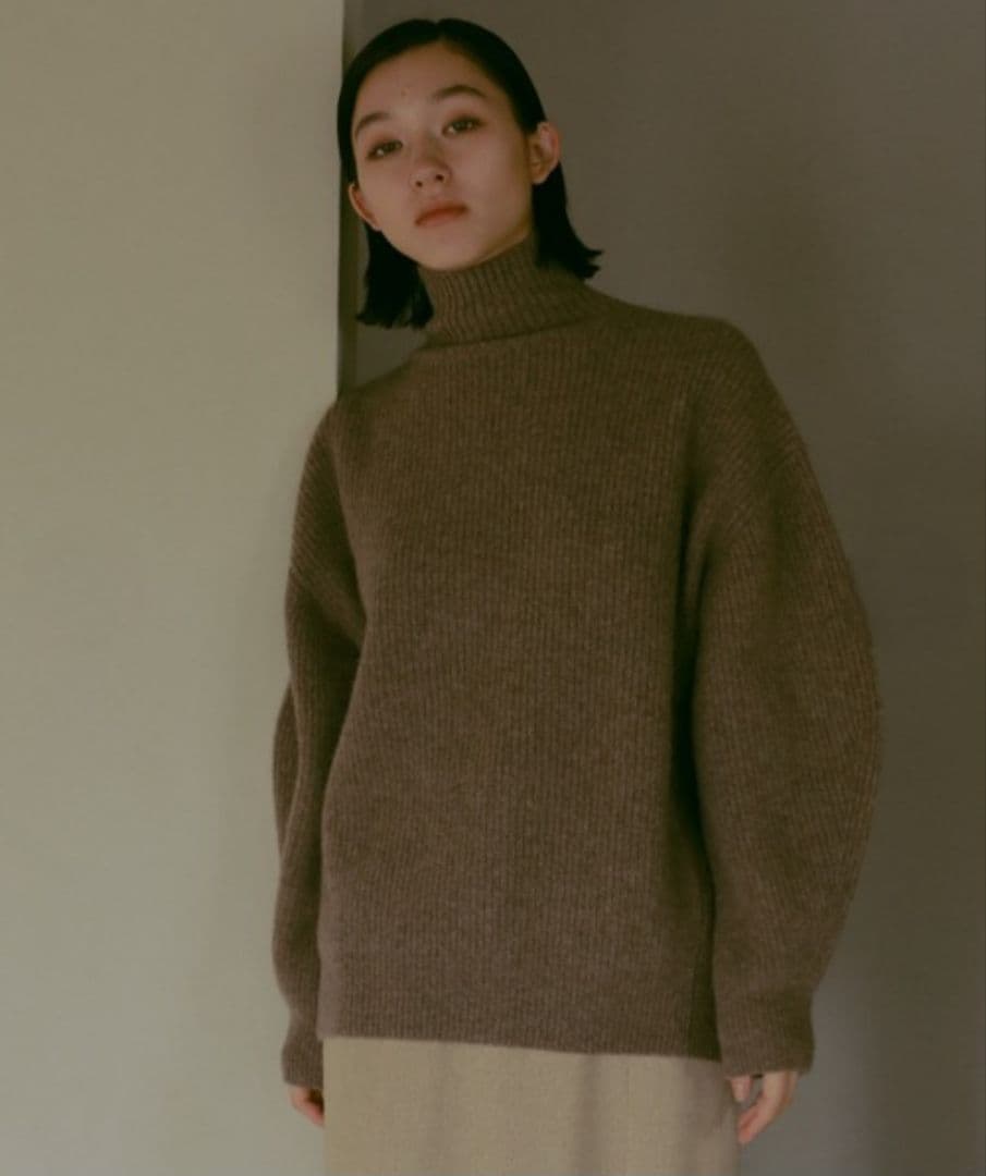 カーサフライン ヤク ニットプルオーバー セーター M~L 厚手 軽い 美品