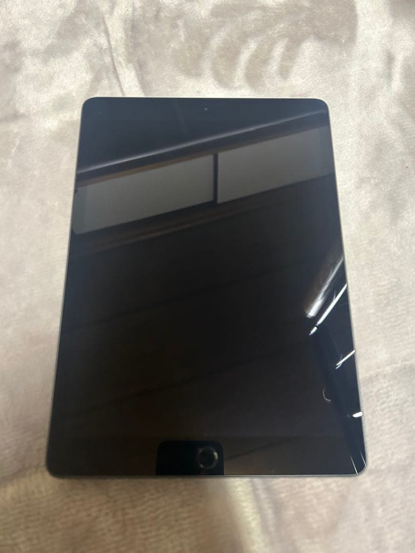 【美品】iPad (第７世代) Wi-Fi 32GB スペースグレイ Amazon.co.jp: 【整備済み品】 Apple iPad (第7世代) Wi-Fi 32GB