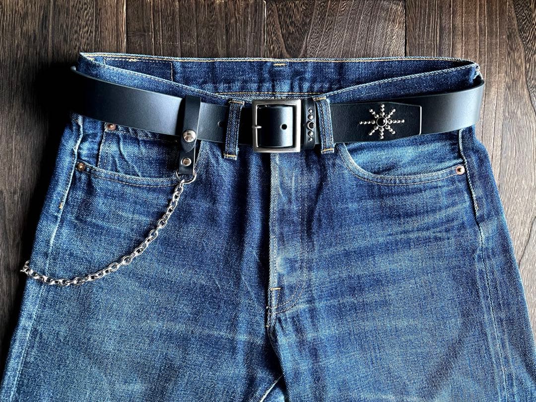 スタッズギャリソンベルト 牛ヌメ シルバー 38mm HTC CALEE