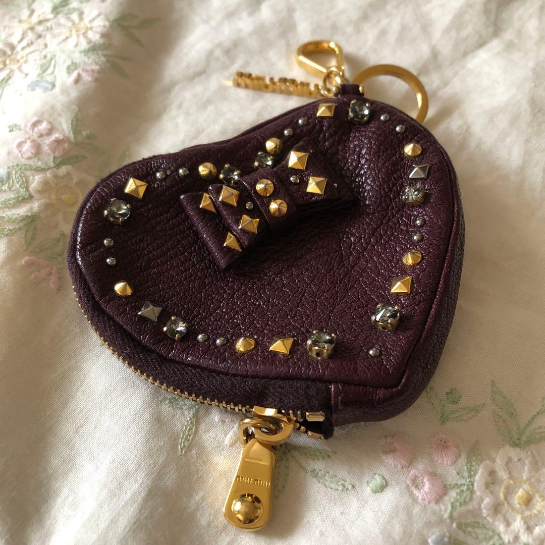 ミュウミュウ スタッズ付きハート型ケース　ビジュー　キーホルダー MIU MIU - MIUMIUリップケースキーホルダーの通販 by りんりん。's