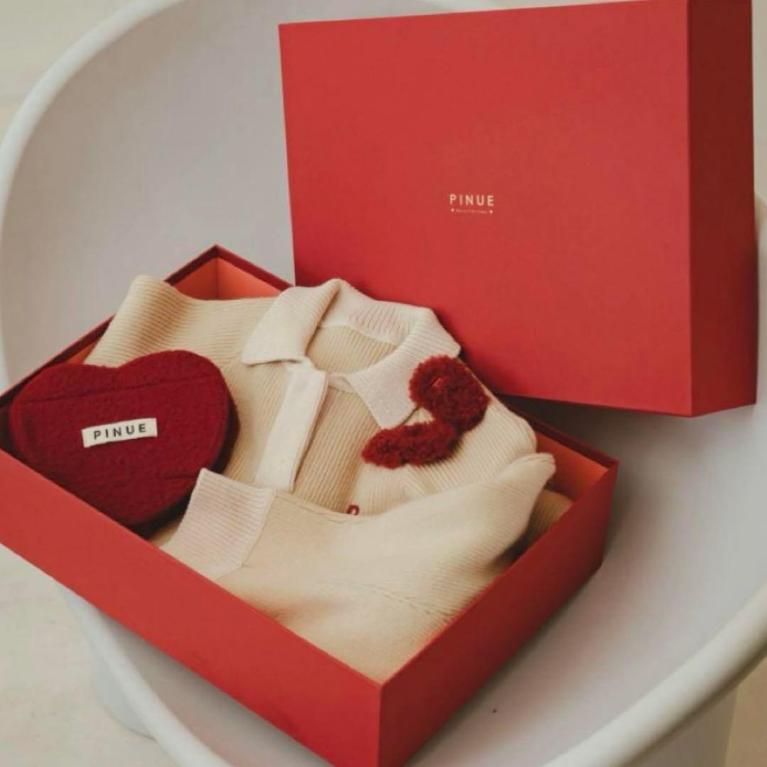 完売品】PINUE クリスマスボックス - メルカリ