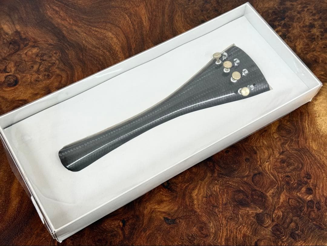 新品】Herdim チェロ用カーボンテールピース #389001（1） - メルカリ