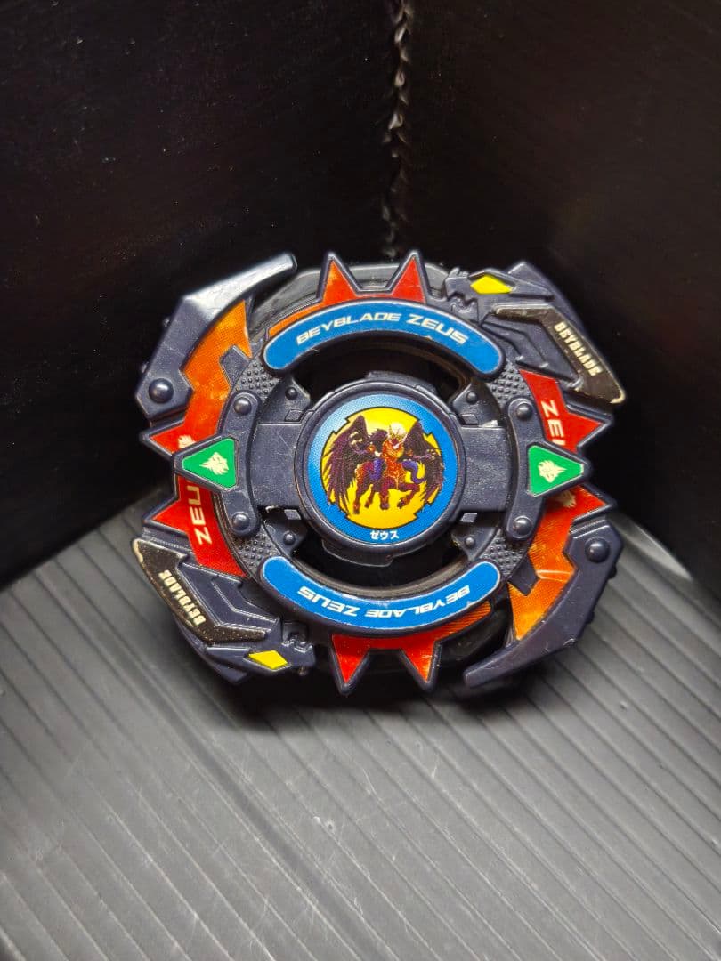 爆転シュートベイブレード　ゼウス TAKARA|ベイブレードゼウス|【ハードオフ公式通販】オフモール