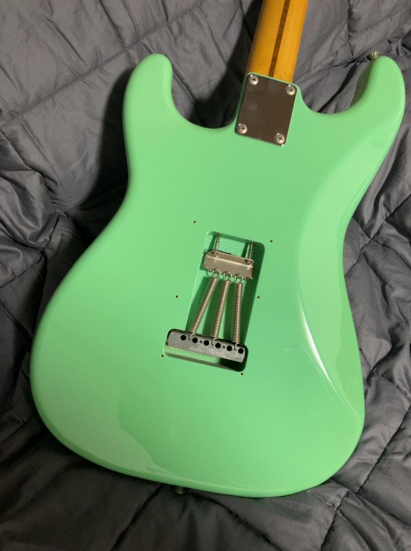 フェンダージャパン ストラト サーフグリーン エレキギター - メルカリ