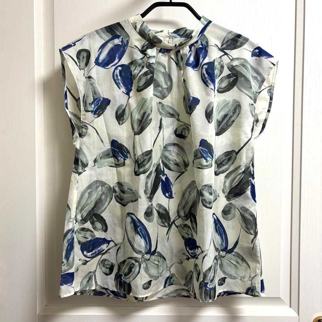 ポリエステル フラワープリント フレンチスリーブブラウス