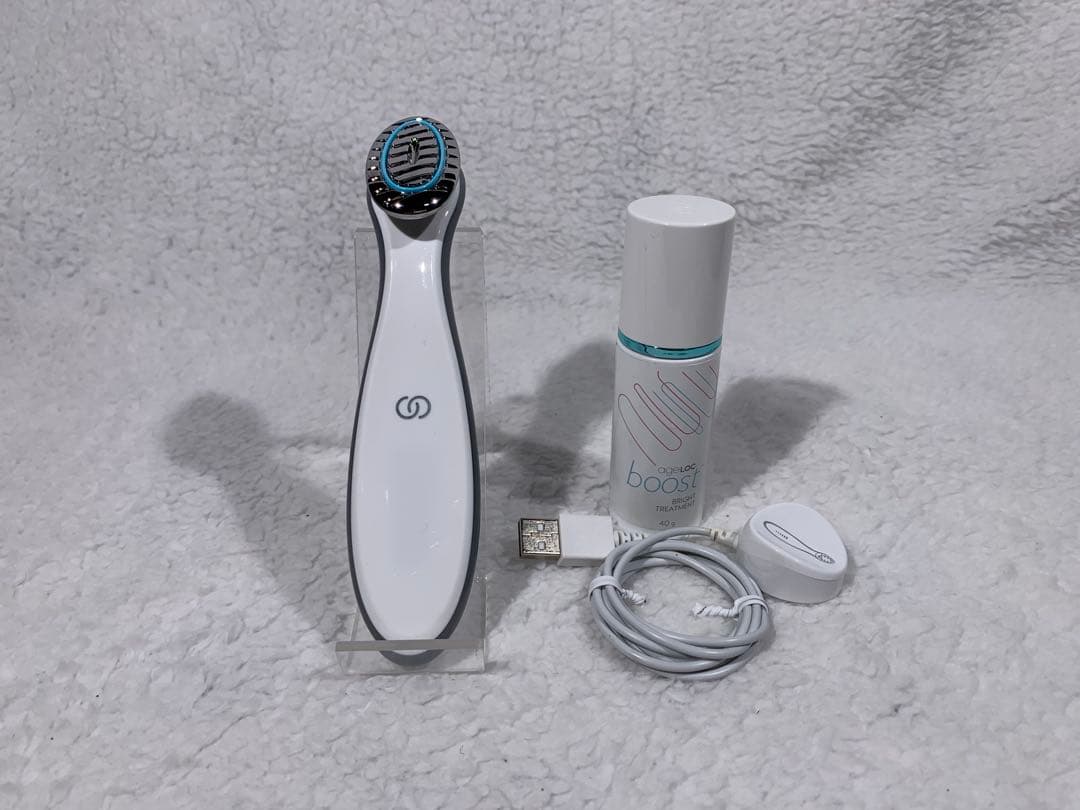 ニュースキン ageLOC®︎ ブースト™︎（未使用の美容液セット） たった2分でOK！ヘルシーな輝きとハリのある肌を目指す美顔器に注目[PR