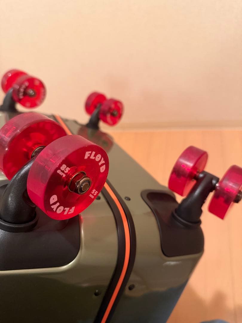 FLOYD COMPACT スーツケース 美品 別売りポーチ 別売りウィール - メルカリ