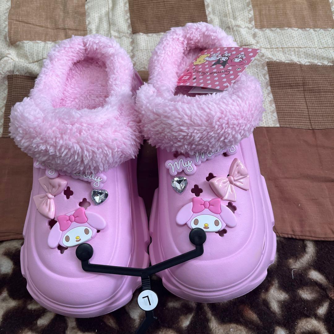 マイメロ ファー付きサンダル クロックス風 Lサイズ ドンキ限定 - メルカリ