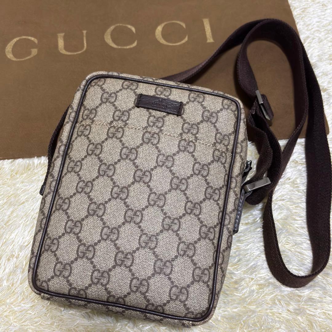 ね*迎様 【極美品】グッチ ショルダーバッグ GGスプリーム 斜め掛け A4 ロ