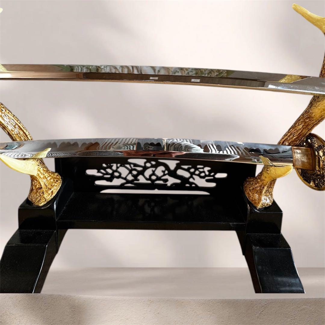 日本刀（模造刀）2本セット 刀置き付きJapanese sword,