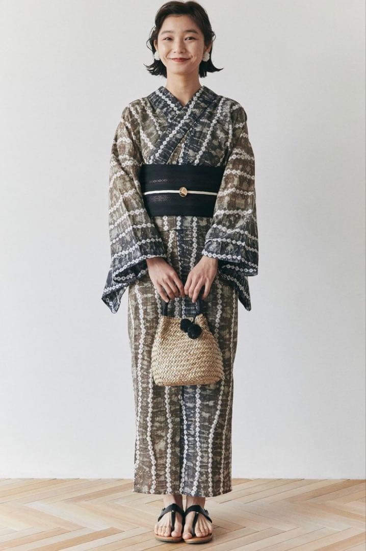 kimonobynadeshiko 有松絞り着物　トールサイズ ◇現代 有松鳴海絞 浴衣◇【濃紺朱】すっと伸びる芥子の花が怪しく