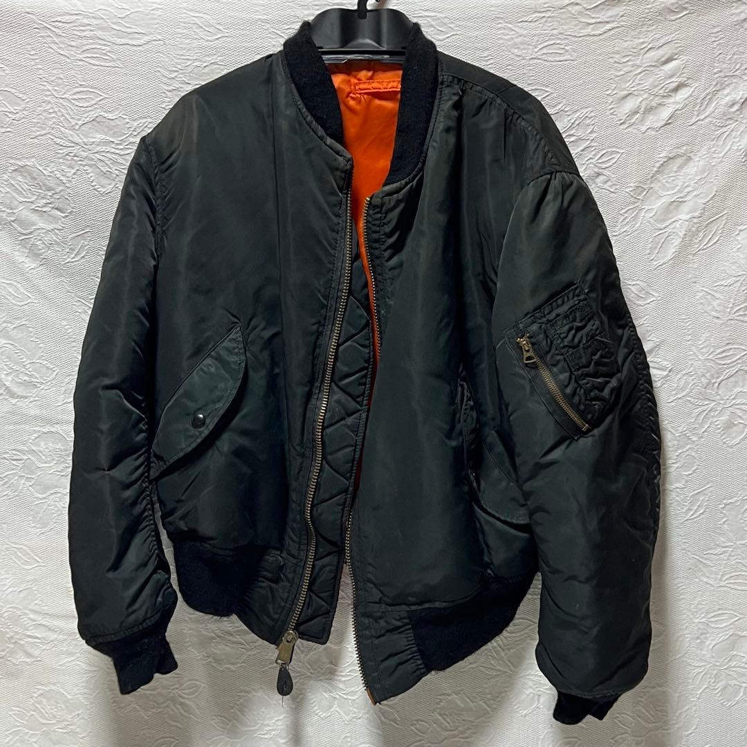 Alpha MA-1 USA製 黒サイズL 短丈 ビンテージ - メルカリ