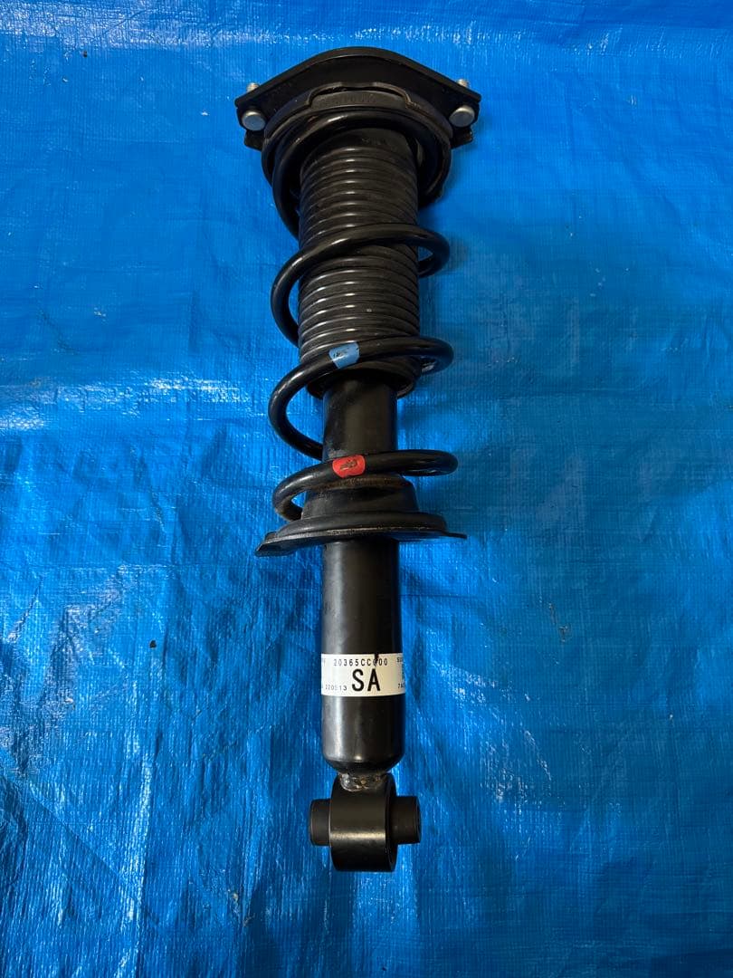 スバル BRZ ZD8 2022 リアショックアブソーバー OEM - メルカリ