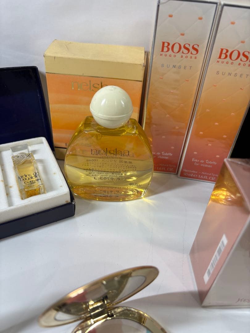 シャネル Guerlain ミニ香水セットと香水まとめ売り - メルカリ