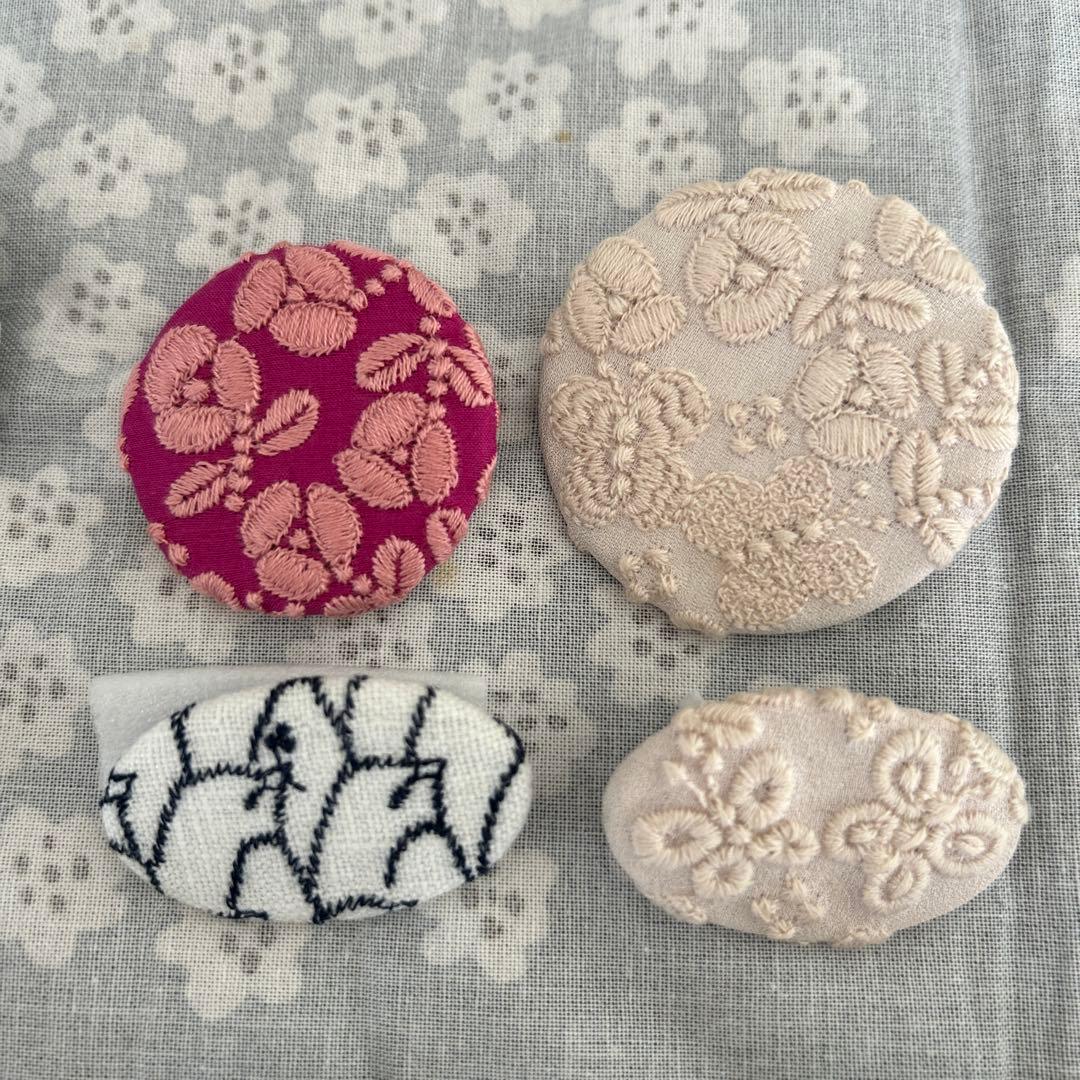 ミナペルホネン☆ サンキューベリーバッジ まとめ売り - メルカリ