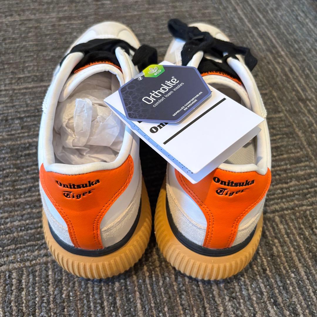 オニツカタイガー　デレシティ　25.0cm オレンジ
