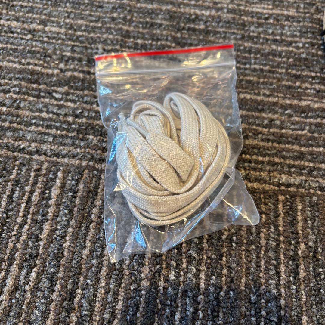 オニツカタイガー　デレシティ　25.0cm オレンジ