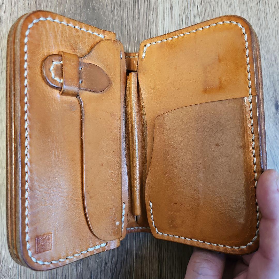 激レア！！ 黒羽ミドルウォレット サドル - メルカリ