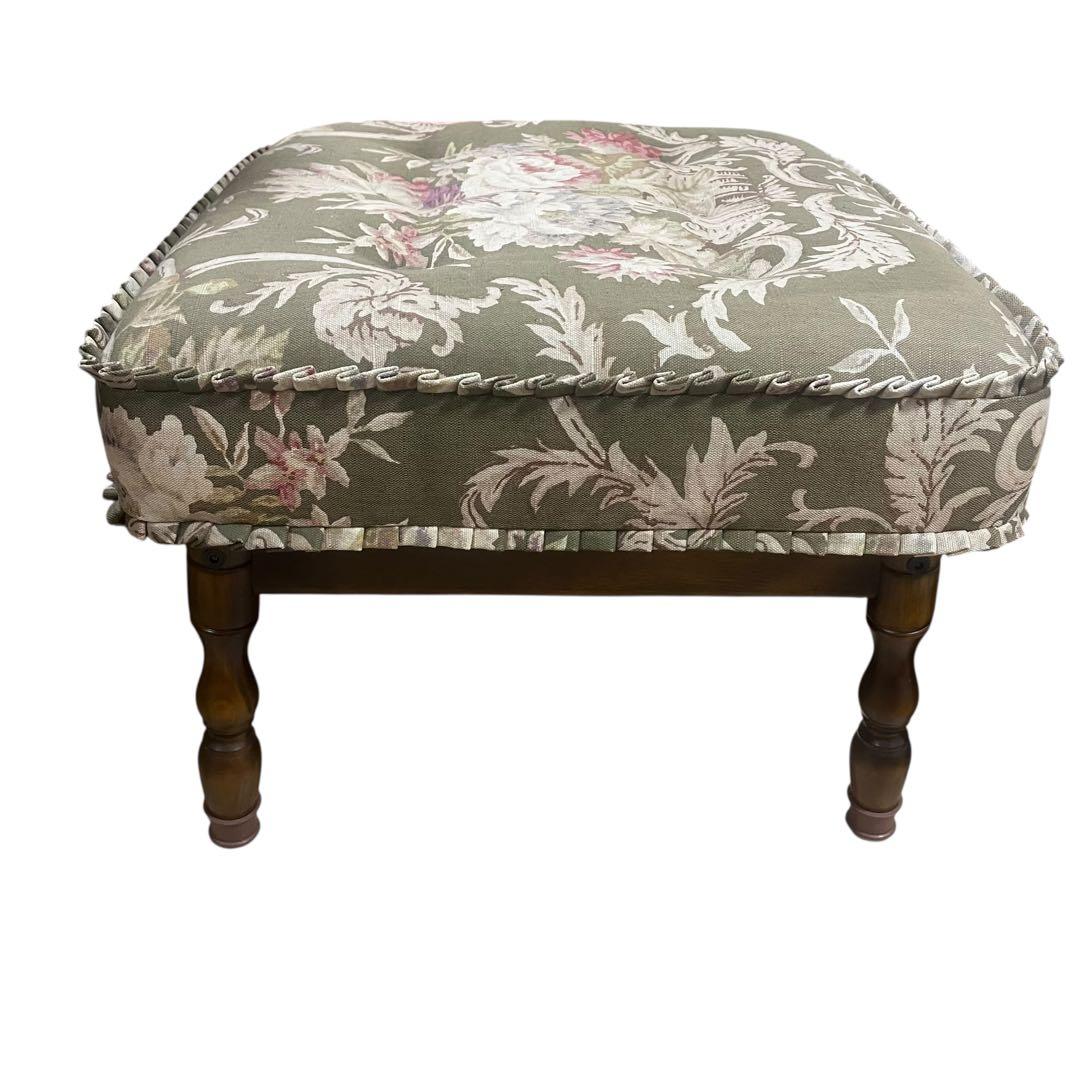 現状品】カリモク コロニアル オットマン 花柄 M109495635